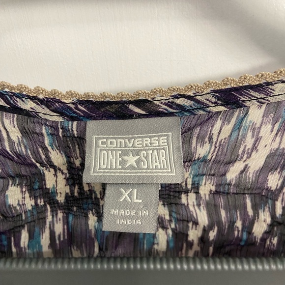 Converse Blouse - Picture 2 of 5